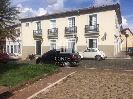 Foto 1 do(a) Sala / Conjunto Comercial de 4 quartos à venda em Centro, São João Del Rei