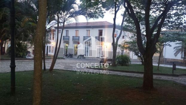 Foto 11 do(a) Sala / Conjunto Comercial de 4 quartos à venda em Centro, São João Del Rei