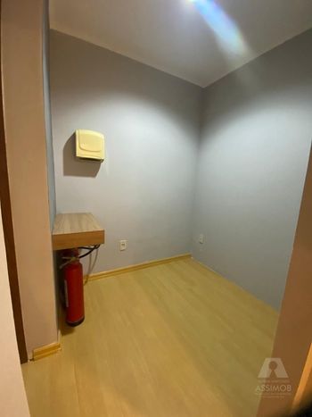 Foto 9 do(a) Sala / Conjunto Comercial false à venda em Jardim América, Caxias do Sul