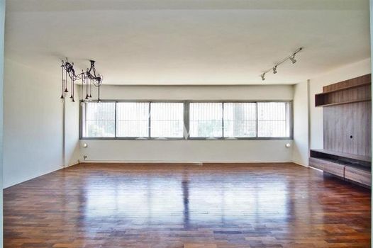 Foto 2 do(a) Apartamento de 3 quartos à venda em Vila Nova Conceição, São Paulo
