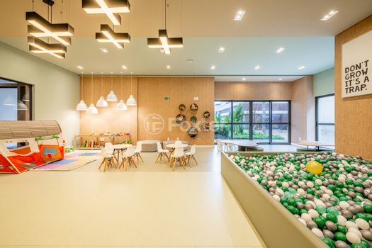 Foto 30 do(a) Apartamento de 3 quartos à venda em Jardim Lindóia, Porto Alegre