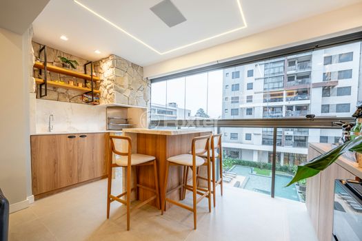 Foto 3 do(a) Apartamento de 3 quartos à venda em Jardim Lindóia, Porto Alegre