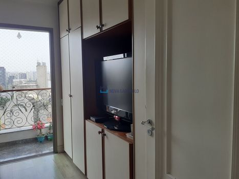 Foto 21 do(a) Apartamento de 5 quartos à venda em Campo Belo, São Paulo