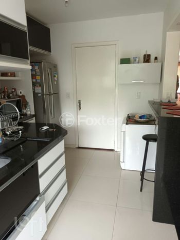 Foto 7 do(a) Apartamento de 2 quartos à venda em Teresópolis, Porto Alegre