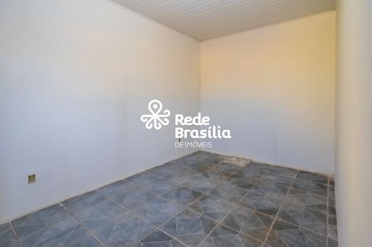 Foto 38 do(a) Casa de 7 quartos para alugar em Guará II, Brasília