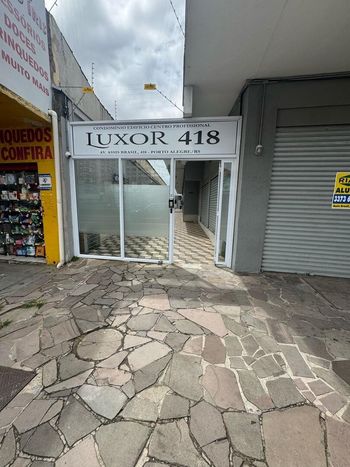 Foto 2 do(a) Sala / Conjunto Comercial false à venda em Santa Maria Goretti, Porto Alegre