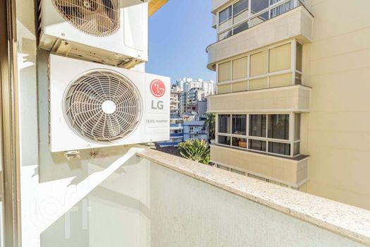 Foto 15 do(a) Apartamento de 2 quartos à venda em Bela Vista, Porto Alegre