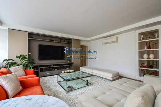 Foto 4 do(a) Apartamento de 3 quartos à venda em Jardim Europa, São Paulo
