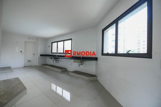 Foto 17 do(a) Apartamento de 4 quartos à venda em Vila Nova Conceição, São Paulo