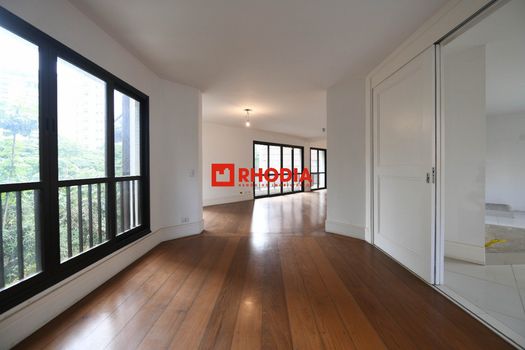 Foto 15 do(a) Apartamento de 4 quartos à venda em Vila Nova Conceição, São Paulo