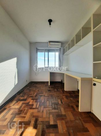 Foto 20 do(a) Apartamento de 2 quartos à venda em Santo Antônio, Porto Alegre