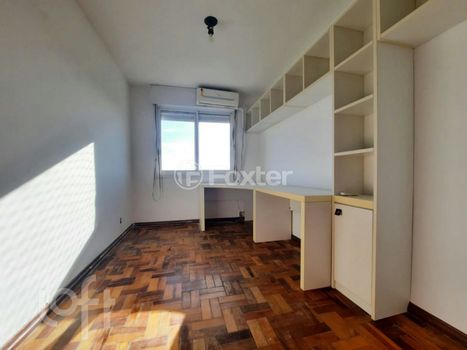 Foto 22 do(a) Apartamento de 2 quartos à venda em Santo Antônio, Porto Alegre