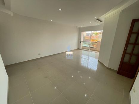 Foto 5 do(a) Apartamento de 3 quartos à venda em Vila Milton, Guarulhos