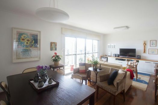 Foto 6 do(a) Apartamento de 3 quartos à venda em Parque Colonial, São Paulo