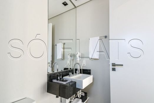 Foto 15 do(a) Flat de 1 quartos à venda em Vila Nova Conceição, São Paulo