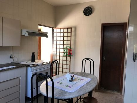 Foto 16 do(a) Casa de 5 quartos à venda em Serrano, Belo Horizonte