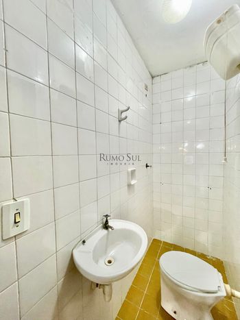 Foto 48 do(a) Casa de 3 quartos à venda em Jardim Luanda, São Paulo