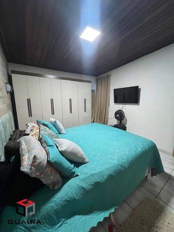 Foto 23 do(a) Casa de 4 quartos à venda em Jardim Utinga, Santo André