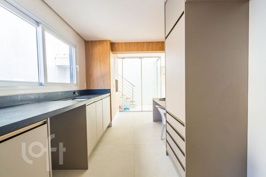 Foto 2 do(a) Apartamento de 3 quartos à venda em Vila Assunção, Porto Alegre