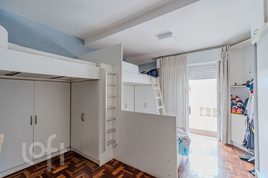 Foto 20 do(a) Casa em Condomínio de 4 quartos à venda em Santo Antônio, Porto Alegre