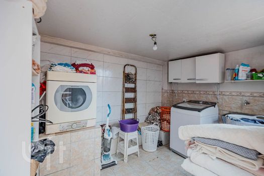 Foto 43 do(a) Casa em Condomínio de 4 quartos à venda em Santo Antônio, Porto Alegre
