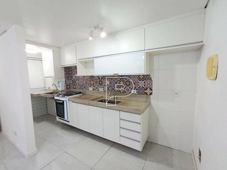 Foto 5 do(a) Apartamento de 2 quartos à venda em Jardim Marilu, Carapicuíba