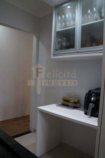 Foto 11 do(a) Apartamento de 3 quartos à venda em Jardim Tupanci, Barueri