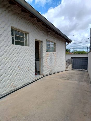 Foto 2 do(a) Casa de 3 quartos à venda em Jardim Simus, Sorocaba
