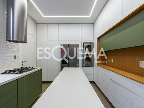 Foto 6 do(a) Casa em Condomínio de 3 quartos à venda em Cidade Jardim, São Paulo