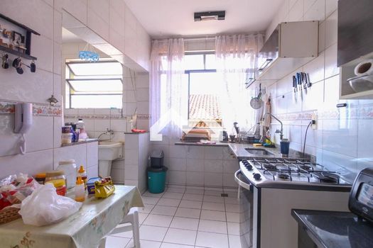 Foto 9 do(a) Apartamento de 2 quartos à venda em Jardim Montanhês, Belo Horizonte
