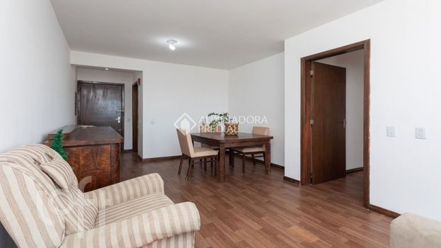 Foto 3 do(a) Apartamento de 2 quartos à venda em Independência, Porto Alegre
