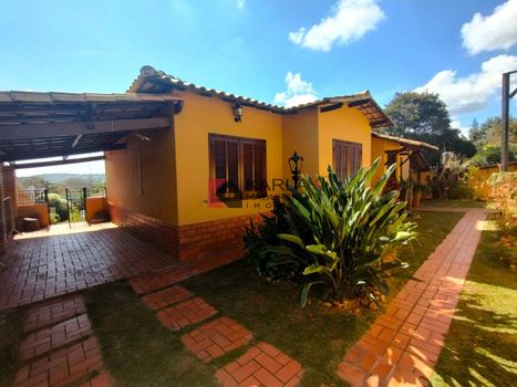 Foto 2 do(a) Casa de 6 quartos à venda em Recanto da Lagoa, Lagoa Santa