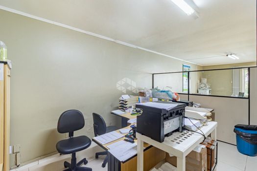 Foto 5 do(a) Sala / Conjunto Comercial false à venda em São Geraldo, Porto Alegre