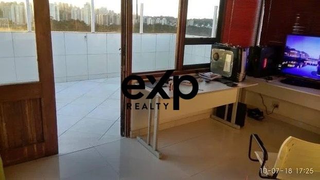 Foto 6 do(a) Apartamento de 3 quartos à venda em Santo Amaro, São Paulo