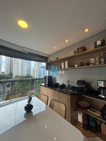 Foto 2 do(a) Apartamento de 1 quartos à venda em Jardim das Acácias, São Paulo