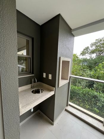 Foto 4 do(a) Apartamento de 3 quartos para alugar em Cacupé, Florianópolis