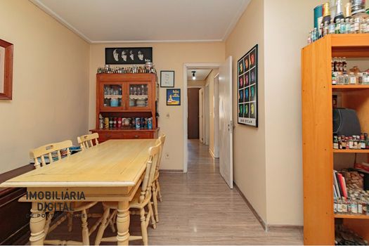 Foto 4 do(a) Apartamento de 3 quartos à venda em Boa Vista, Porto Alegre