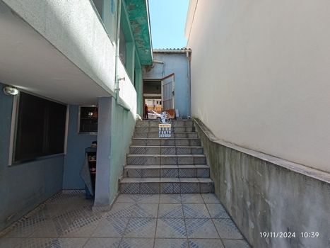 Foto 35 do(a) Casa de 5 quartos à venda em Vila Maria Alta, São Paulo