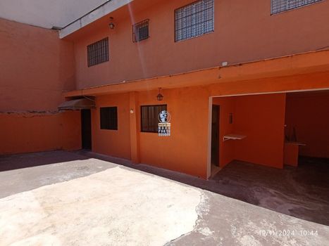 Foto 8 do(a) Casa de 5 quartos à venda em Vila Maria Alta, São Paulo
