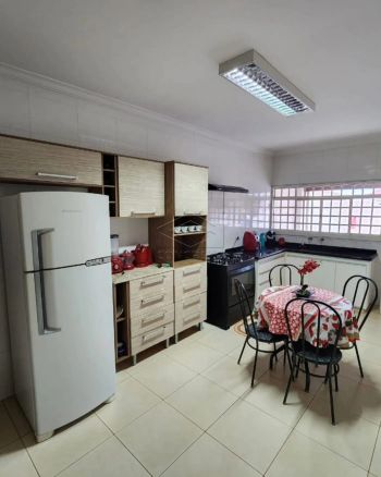 Foto 3 do(a) Casa de 2 quartos para alugar em CECAP, Barra Bonita