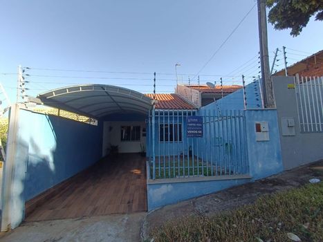 Foto 2 do(a) Casa de 2 quartos à venda em Parque Tarumã, Maringá