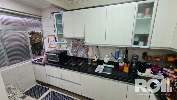 Foto 4 do(a) Flat de 2 quartos à venda em Rubem Berta, Porto Alegre