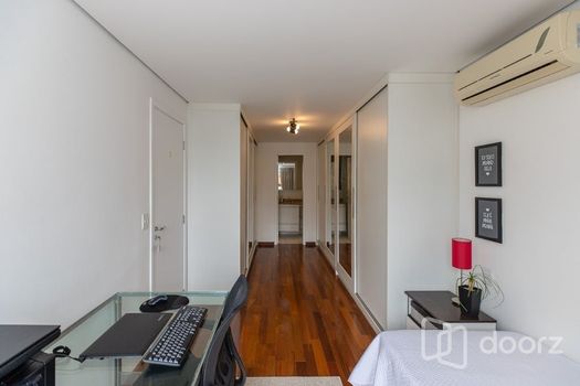 Foto 47 do(a) Cobertura de 3 quartos à venda em Real Parque, São Paulo