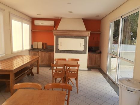 Foto 17 do(a) Apartamento de 3 quartos à venda em Passo da Areia, Porto Alegre