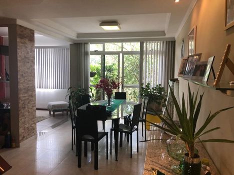 Foto 2 do(a) Cobertura de 3 quartos à venda em Nogueira, Petrópolis