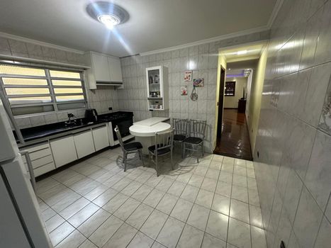 Foto 8 do(a) Casa de 3 quartos à venda em Jardim Rossi, Guarulhos