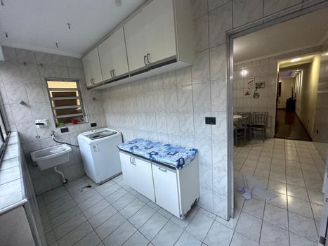 Foto 4 do(a) Casa de 3 quartos à venda em Jardim Rossi, Guarulhos