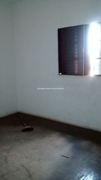 Foto 5 do(a) Casa de 6 quartos à venda em Monte Castelo, Contagem