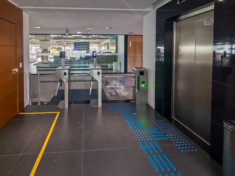 Foto 15 do(a) Sala / Conjunto Comercial false à venda em João Paulo, Florianópolis