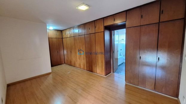 Foto 8 do(a) Apartamento de 4 quartos à venda em Campo Belo, São Paulo